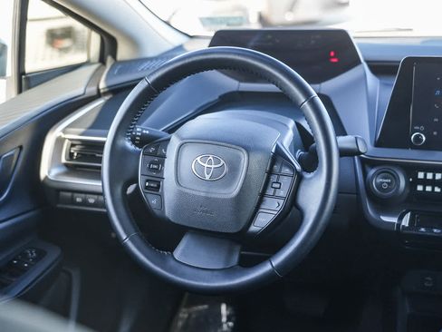 Used 2024 Toyota Prius LE FWD image 15
