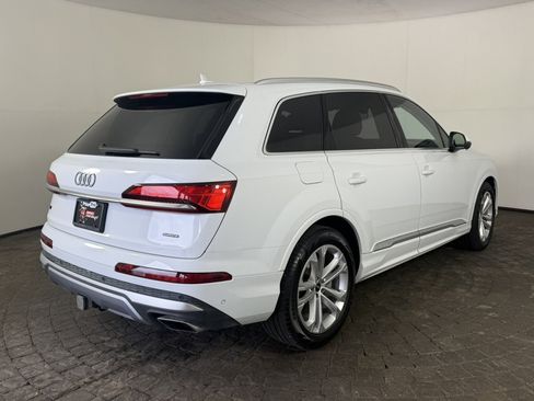 Used 2026 Audi Q7 3.0T Premium Plus w/ Premium Plus Package AWD/4WD image 9
