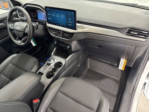 New 2025 Ford Escape Base w/ Class II Trailer Tow Package image 34