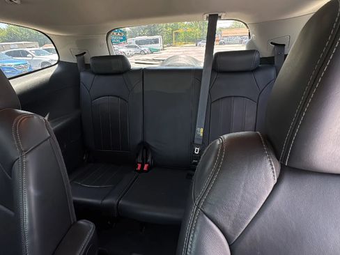 Used 2013 Buick Enclave Leather w/ Trailering Provision Package FWD image 23