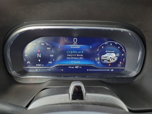 Used 2024 Chevrolet Suburban High Country w/ Advanced Technology Package image 18