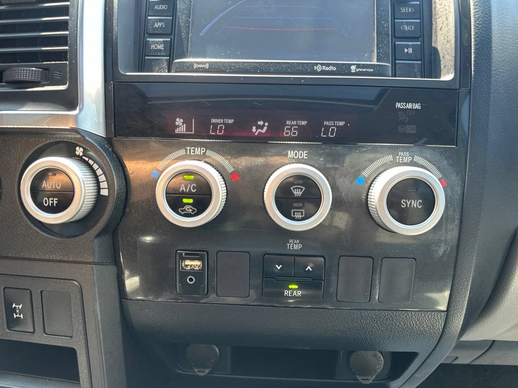 Used 2019 Toyota Sequoia SR5 AWD/4WD image 22