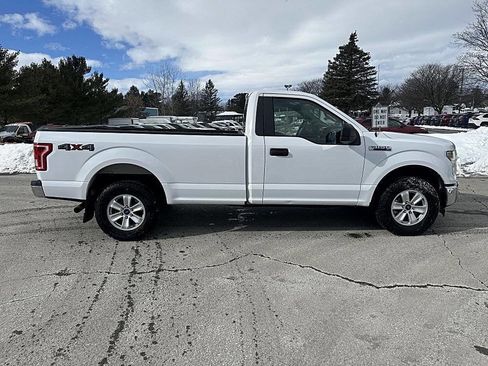 Used 2017 Ford F150 XL w/ Equipment Group 101A Mid image 7