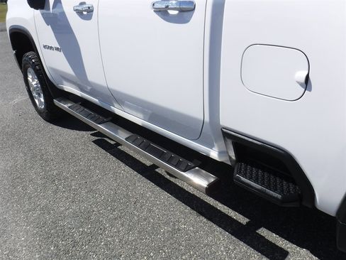 Used 2023 Chevrolet Silverado 2500 LTZ w/ LTZ Plus Package image 10