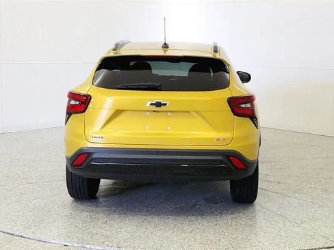Used 2025 Chevrolet Trax RS w/ Driver Confidence Package FWD image 7