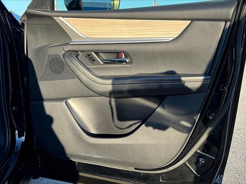 Used 2024 MAZDA CX-90 3.3 Turbo w/ Preferred Package image 21