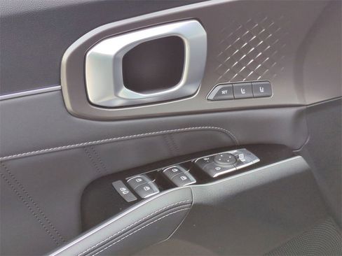 Certified 2026 Kia Sorento SX Prestige image 23