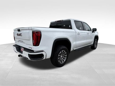 Used 2020 GMC Sierra 1500 AT4 w/ AT4 Premium Package image 4