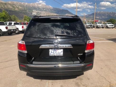 Used 2013 Toyota Highlander SE AWD/4WD image 4