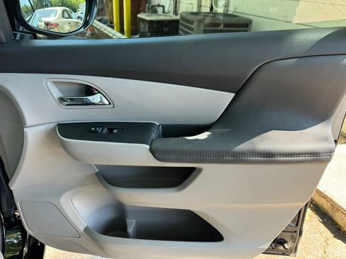 Used 2016 Honda Odyssey Touring image 28