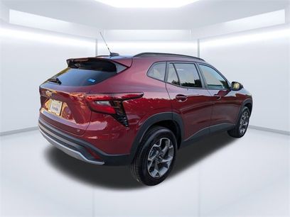 Used 2025 Chevrolet Trax LT w/ LT Convenience Package