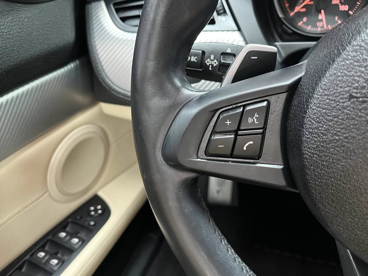 Used 2013 BMW Z4 sDrive35i RWD image 14