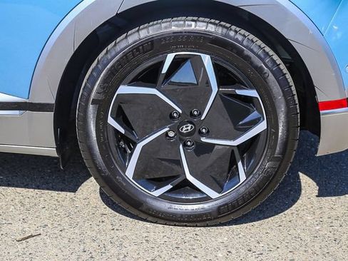 Certified 2024 Hyundai Ioniq 5 Limited RWD image 12
