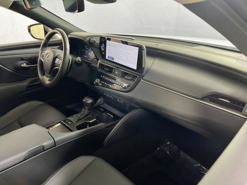 Used 2024 Lexus ES 300h image 28