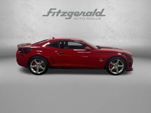 Used 2013 Chevrolet Camaro SS w/ RS Package RWD image 9