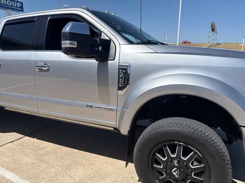 Used 2022 Ford F450 Platinum w/ FX4 Off-Road Package AWD/4WD image 5