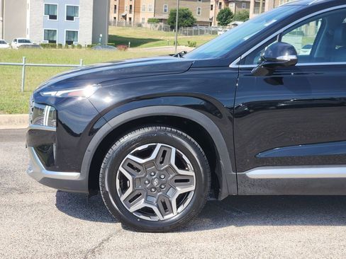 Used 2023 Hyundai Santa Fe Limited FWD image 6