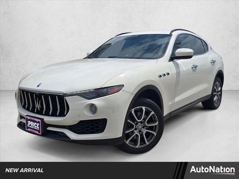 Used 2018 Maserati Levante image 1
