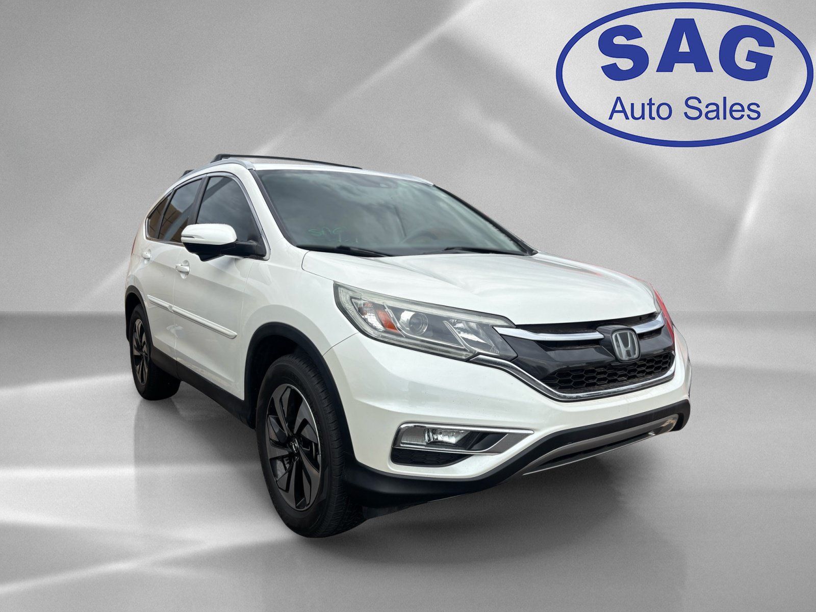 Used 2015 Honda CR-V Touring image 2