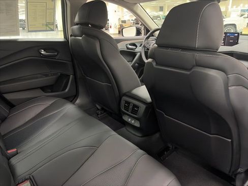 Used 2024 Acura TLX w/ Technology Package image 10