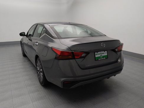 Used 2023 Nissan Altima 2.5 SV image 5