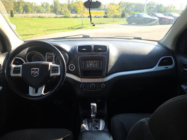 Used 2020 Dodge Journey SE w/ SE Popular Equipment Group FWD image 19