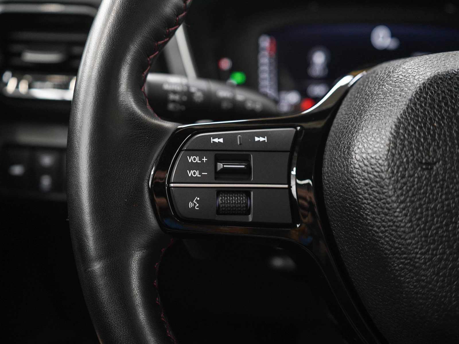 Used 2023 Honda Pilot Elite image 25