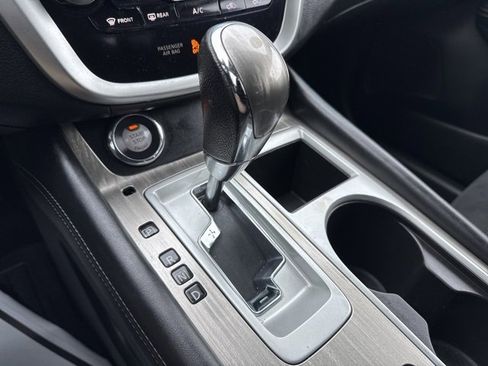 Used 2018 Nissan Murano SV image 13