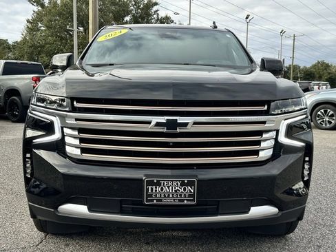 Used 2024 Chevrolet Tahoe High Country w/ Advanced Technology Package image 2