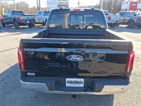 New 2025 Ford F150 Lariat w/ Equipment Group 502A High image 5