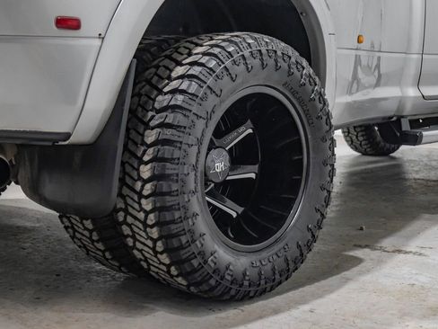 Used 2016 RAM 3500 Laramie image 61