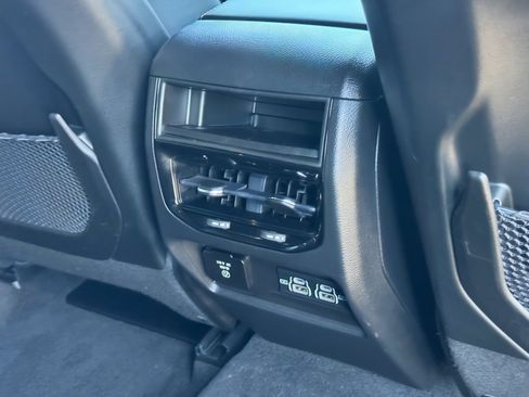 Used 2022 Jeep Grand Cherokee Altitude image 14