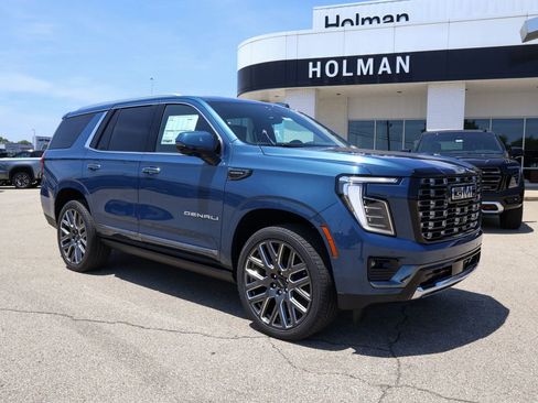 New 2026 GMC Yukon Denali Ultimate w/ LPO, Floor Liner Package AWD/4WD image 1