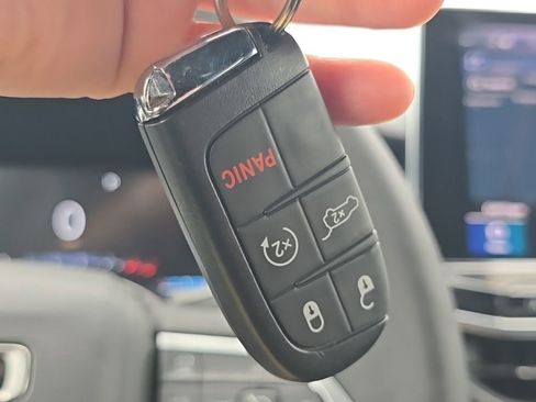 Certified 2025 Jeep Compass Limited w/ Elite Group image 42