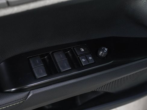 Used 2026 Toyota Camry XLE AWD/4WD image 19