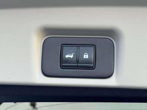 Used 2023 Nissan Ariya image 14