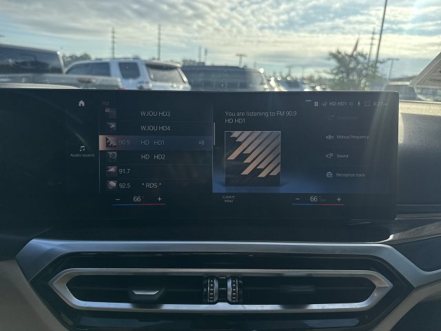 Used 2024 BMW 430i Coupe w/ M Sport Package RWD image 18