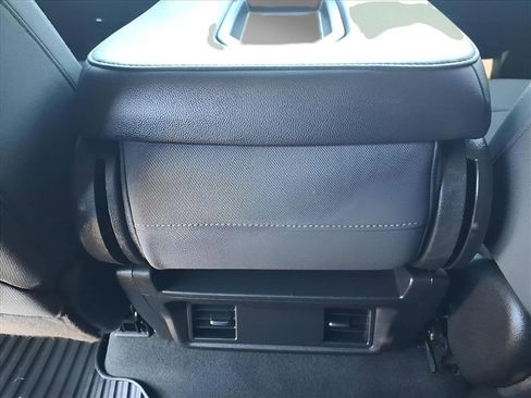 Used 2020 Chevrolet Silverado 1500 Custom w/ Infotainment Package image 18