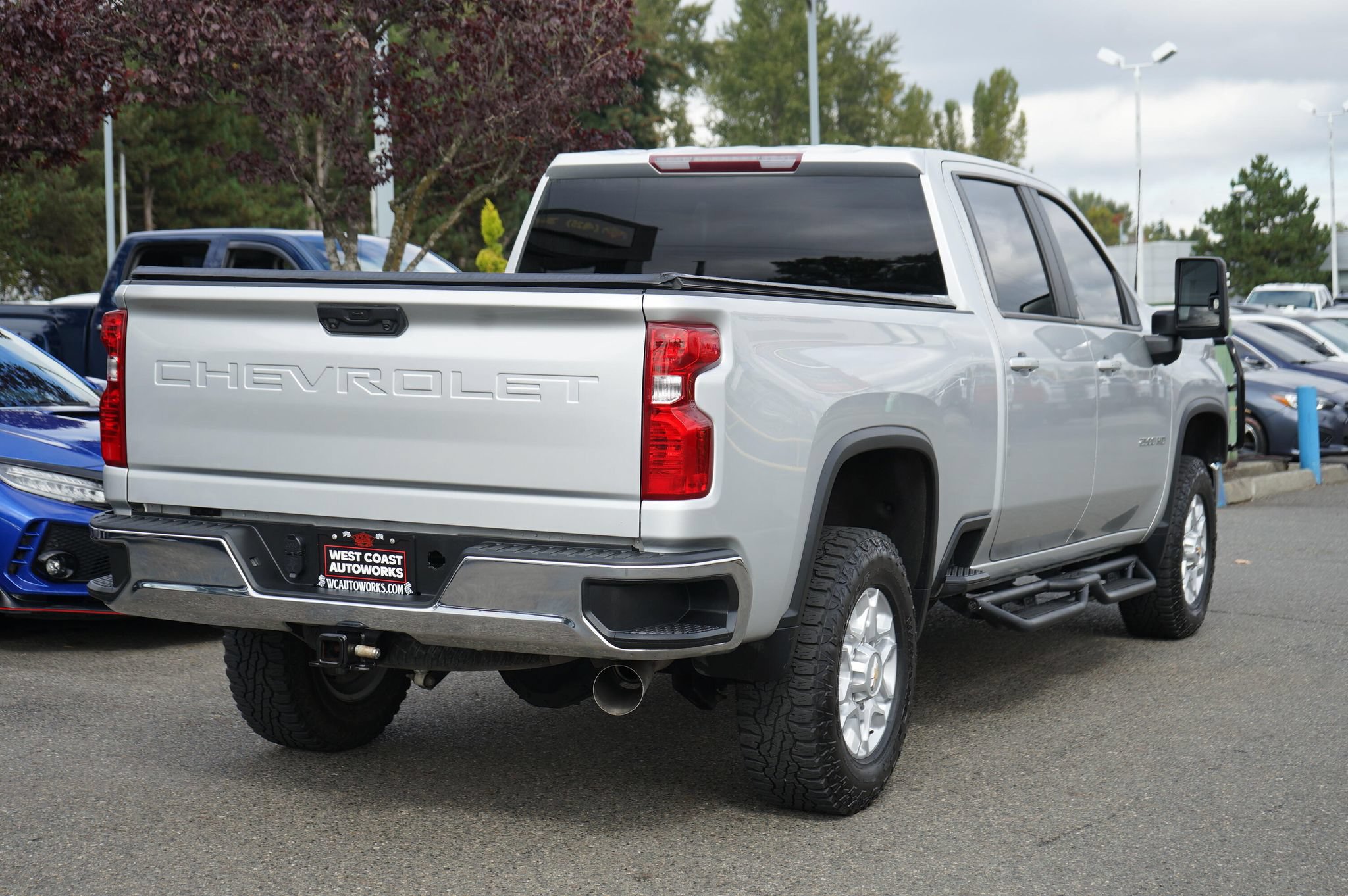 Used 2022 Chevrolet Silverado 2500 LT w/ Convenience Package AWD/4WD image 5