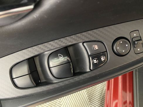 Used 2020 Nissan Sentra SV FWD image 23