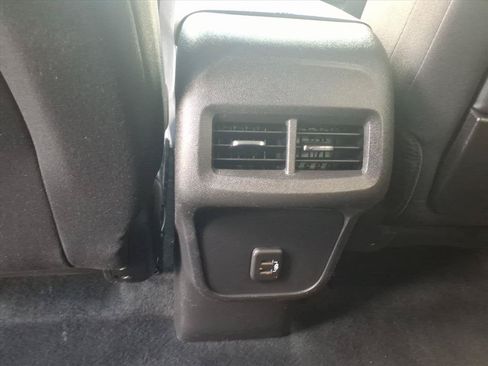 Used 2023 GMC Terrain SLE FWD image 27
