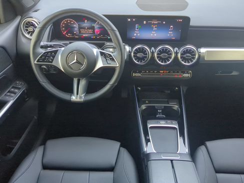 Used 2026 Mercedes-Benz GLB 250 w/ Exclusive Package image 51