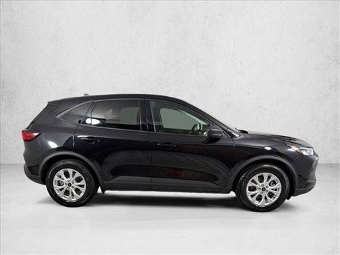 Used 2025 Ford Escape Active FWD image 2