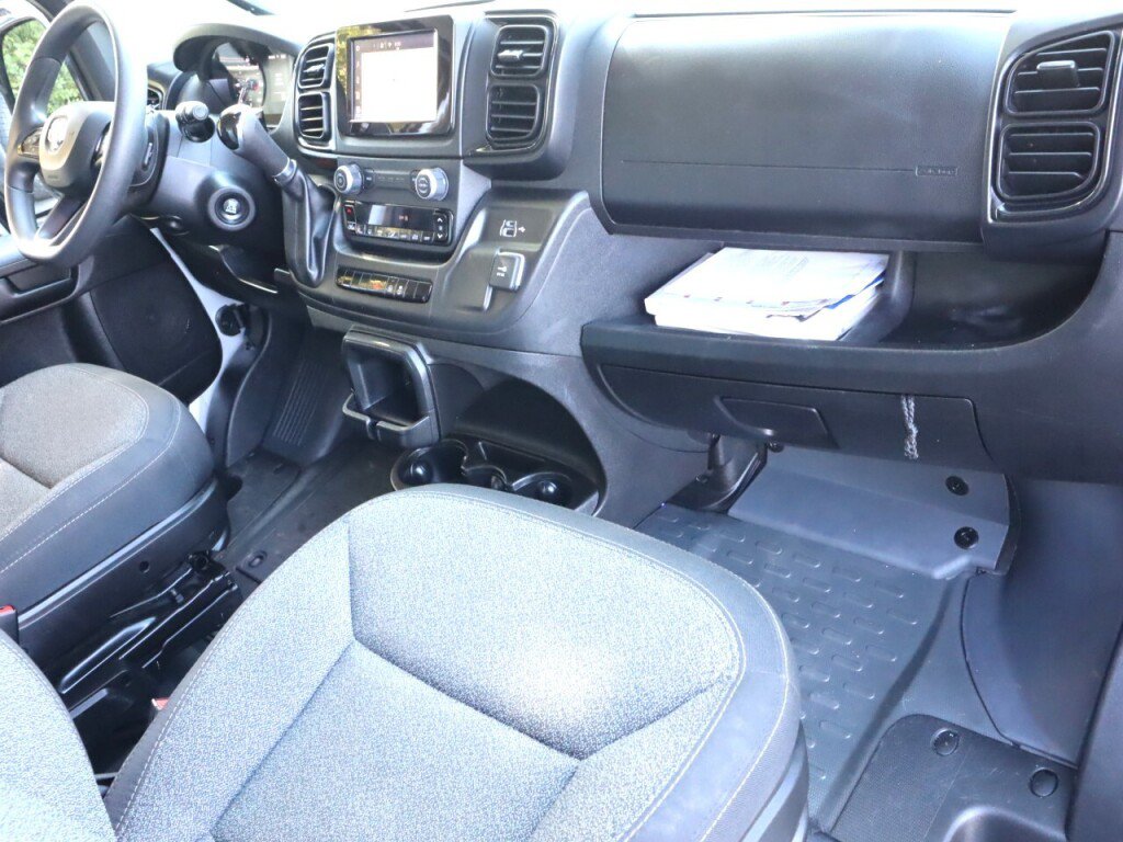 Used 2023 RAM ProMaster 2500 w/ Driver Convenience Group FWD image 34