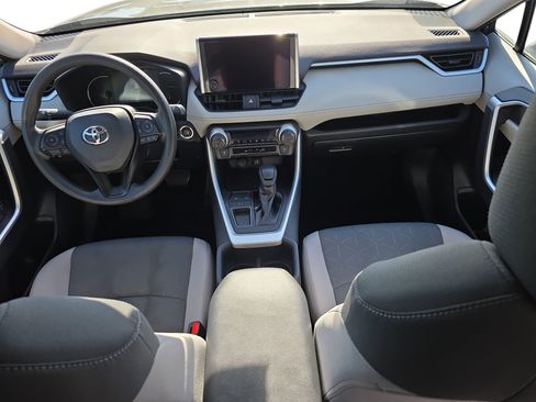 Used 2023 Toyota RAV4 XLE w/ Convenience Package image 9