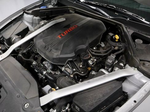 Used 2023 Kia Stinger GT2 image 18