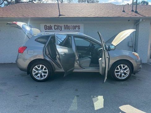 Used 2013 Nissan Rogue SL image 9