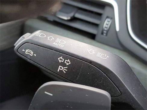 Used 2023 Audi A4 2.0T Premium Plus image 25