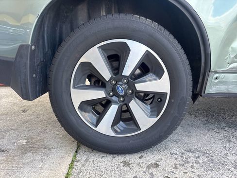 Used 2018 Subaru Forester 2.5i Premium w/ All-Weather Package image 19