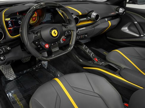 Used 2023 Ferrari 812 GTS image 37